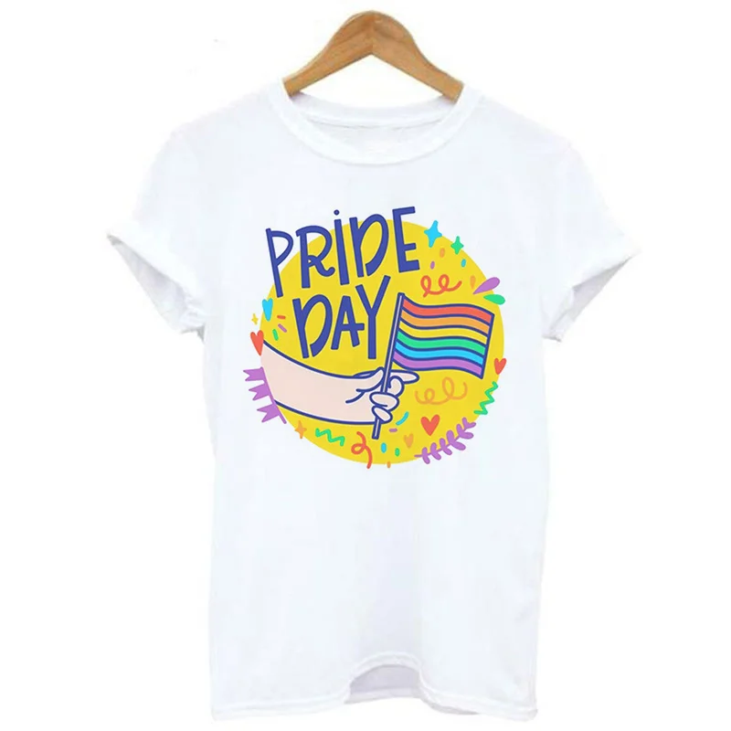 LGBT Aesthetic Women's T-shirt - огляд і ціна Women'S Fashion Vogue