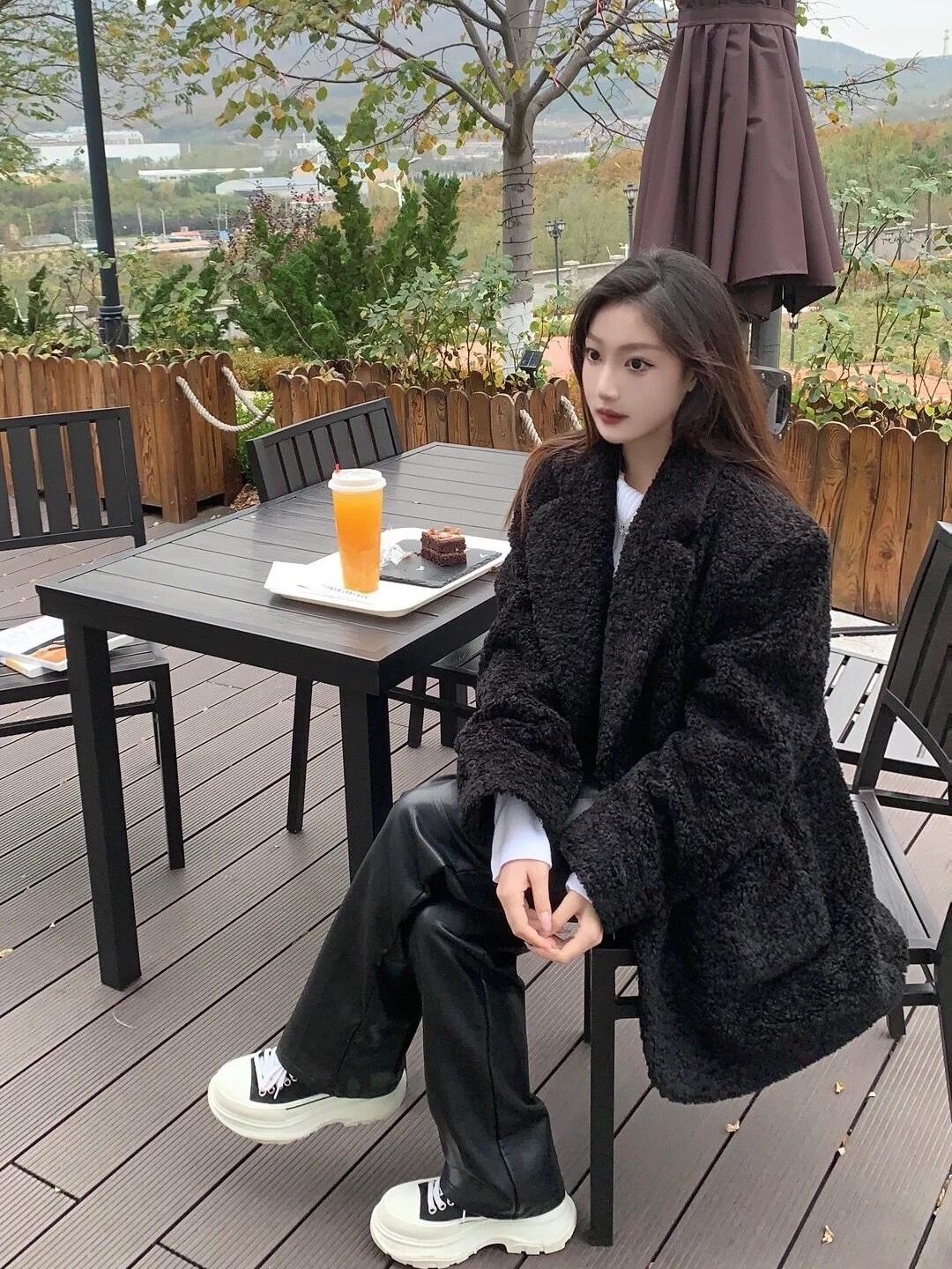 Lamb Wool Jacket Spring Woman  - огляд і ціна Women'S Fashion Utility Jacket