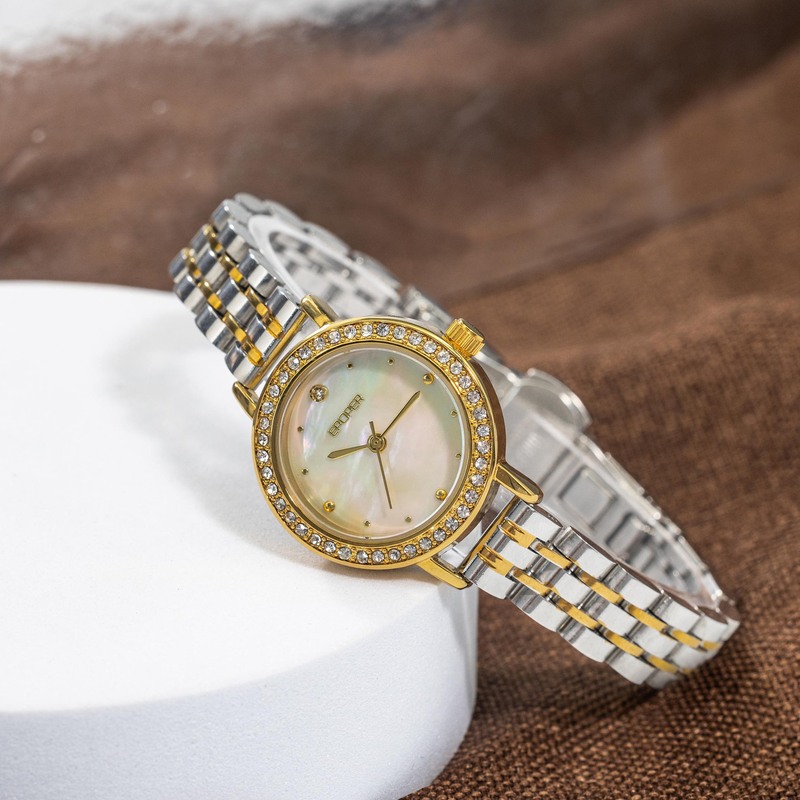 Fashion Light Luxury All Over  - огляд і ціна Women'S Fashion Digital Watch